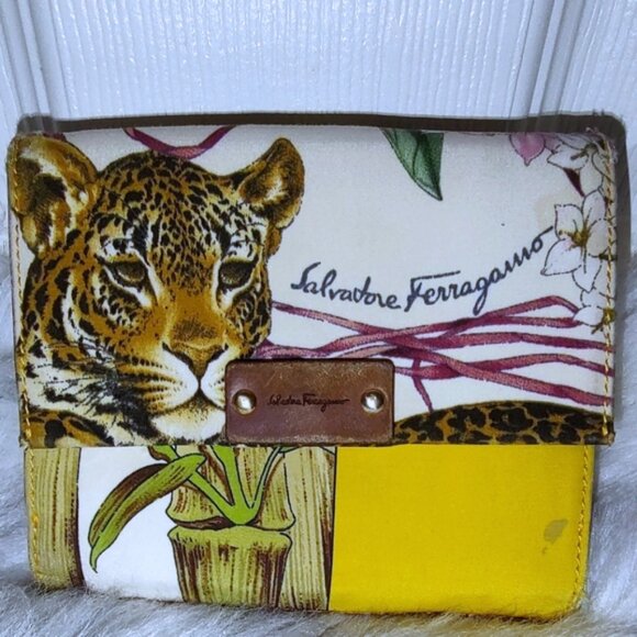 RARE Ferragamo vintage jungle tiger print compact wallet - Picture 1 of 9